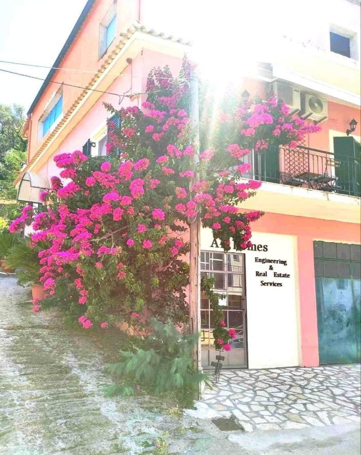 Voukamvilia Boutique Apartment Ágios Matthaíos Kültér fotó